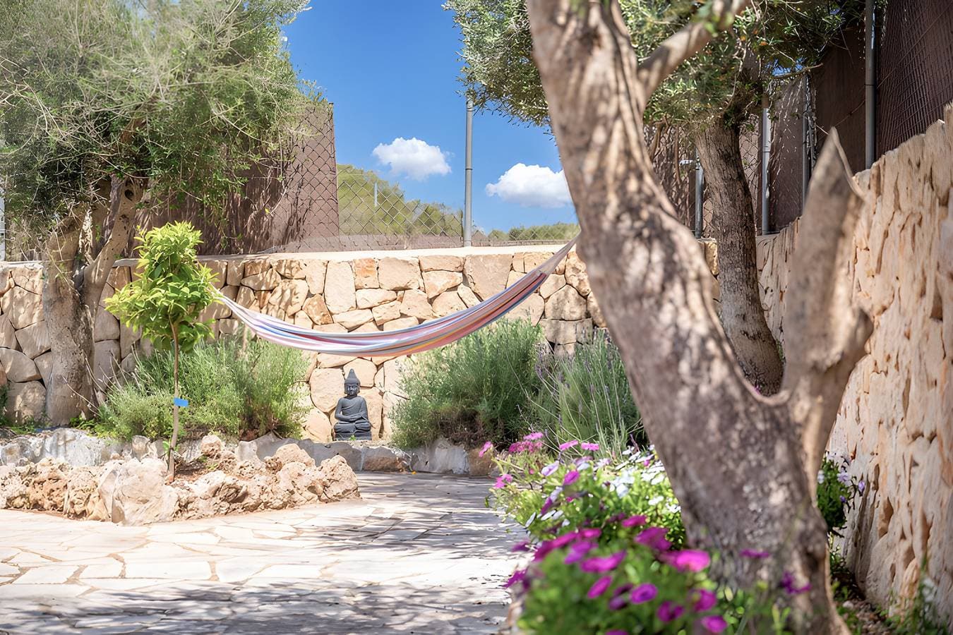Foto 6 von 33: Villa 'Las Estrellas Cala Llombards' mit Meerblick, Wi-Fi und Klimaanlage