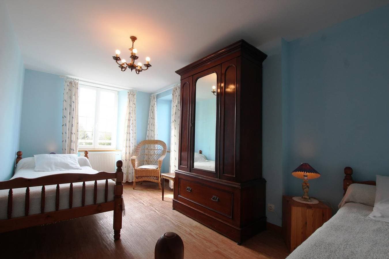 Foto 10 von 12: Gemütliche 92m² Gite: Garten, TV, Internet - 1,5km zum Strand