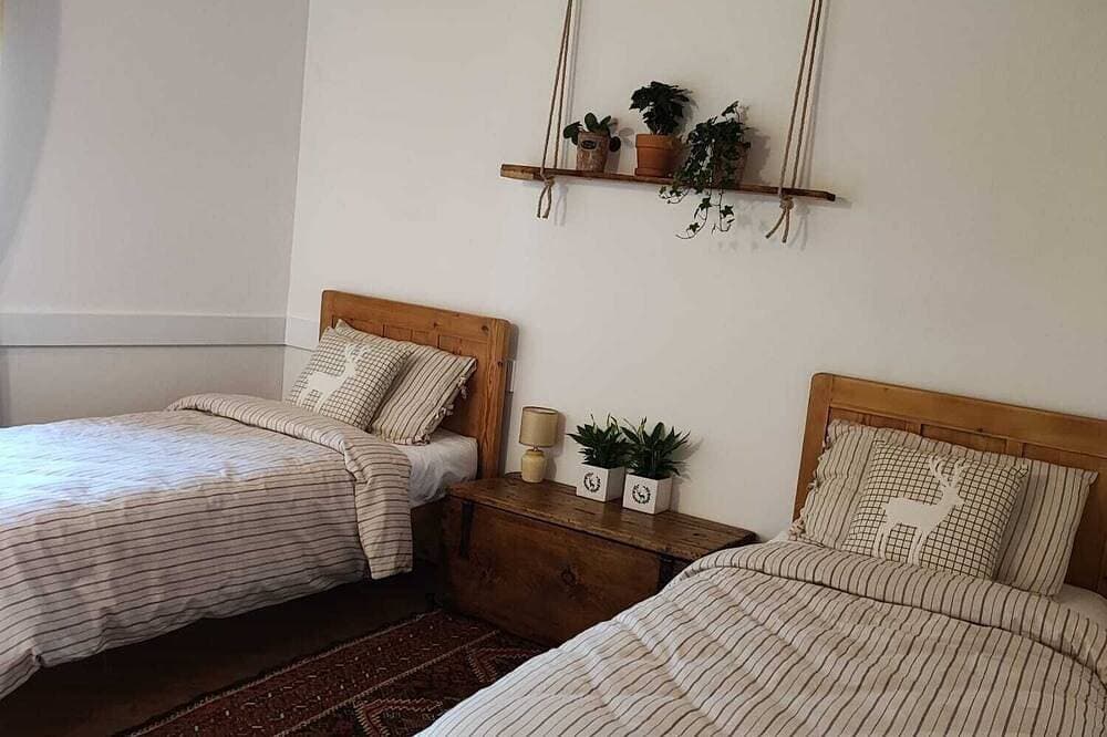 Foto 4 von 30: Farmhouse in typical Trentino style, spacious, elegant, comfortable.