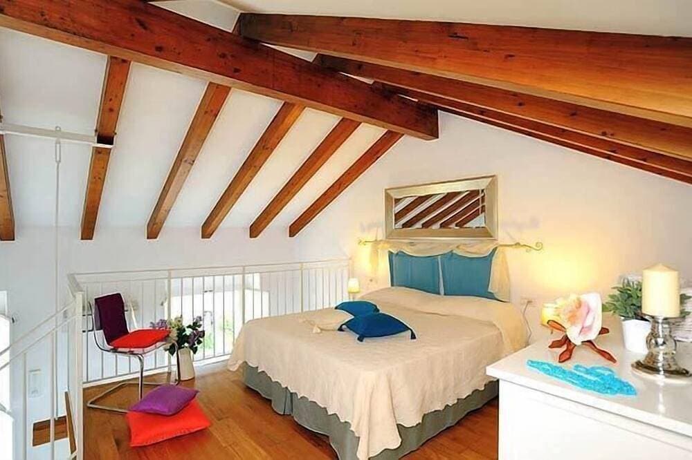 Foto 3 von 30: Gorgeous Loft Apartments  with Pool in Amalfi Town by Amalfivacation.It