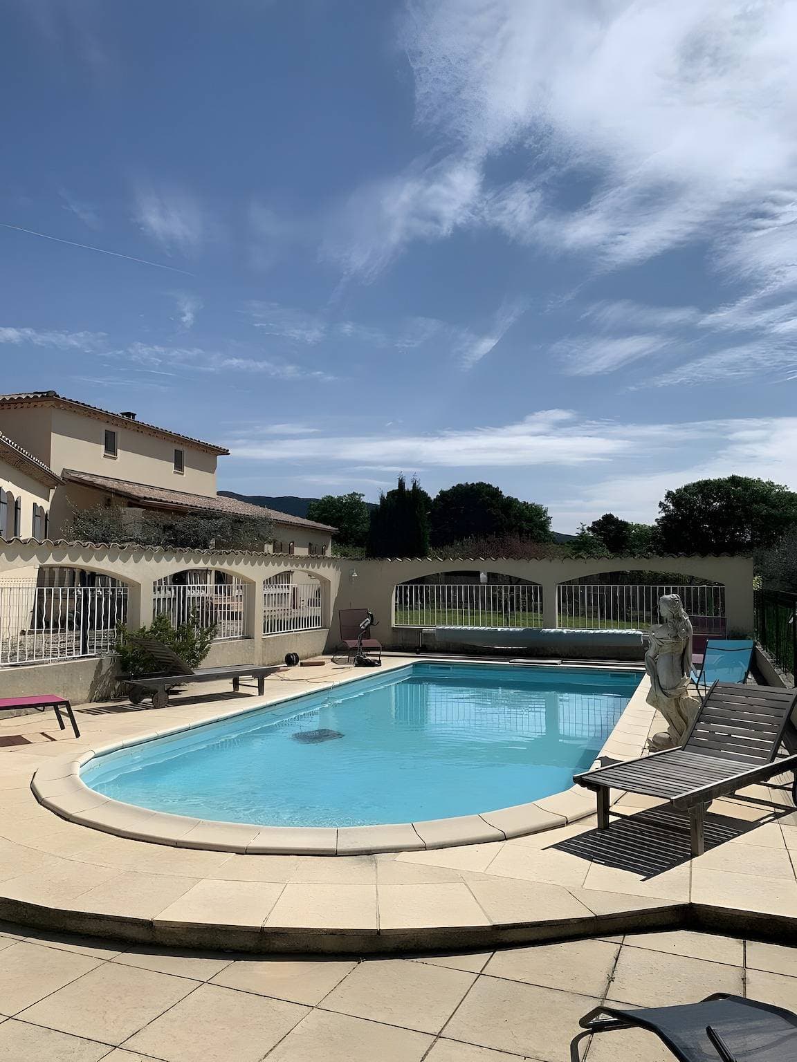 Gîte La Durande - piscine partagée 1
