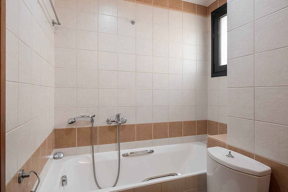 Foto 11 von 30: Corali Villa III - Seaview, Pool & 450m to Beach