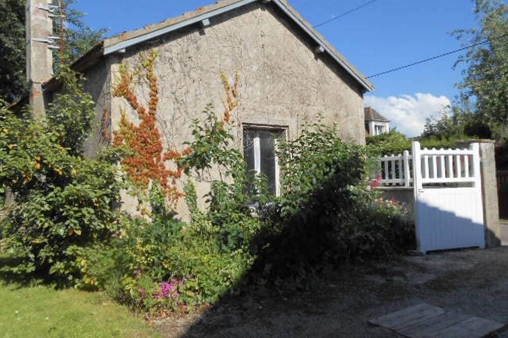 Foto 6 von 21: Haus am Meer in der Nähe der Überreste der Landung
