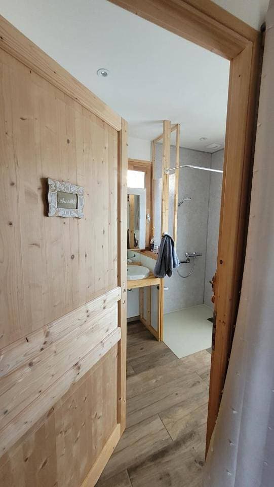 Foto 7 von 34: Two-Bedroom House