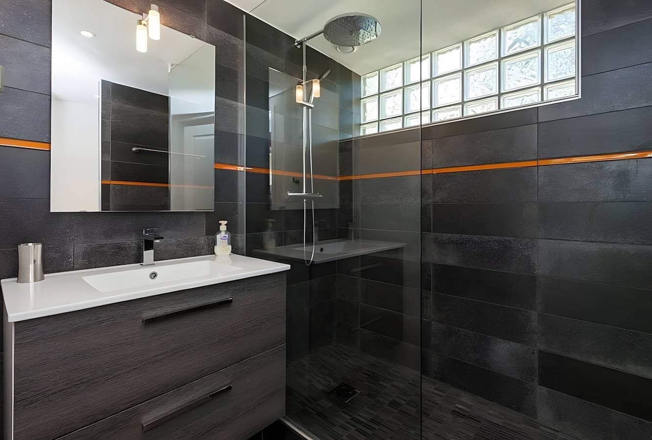 Foto 11 von 29: Ferienhaus 'Gîte mit Pool für 2 Personen' mit privatem Pool, WLAN und Klimaanlage