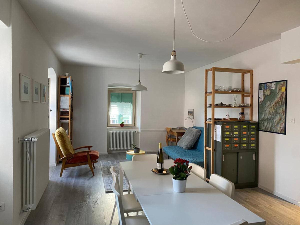 Foto 2 von 43: Two-Bedroom Apartment