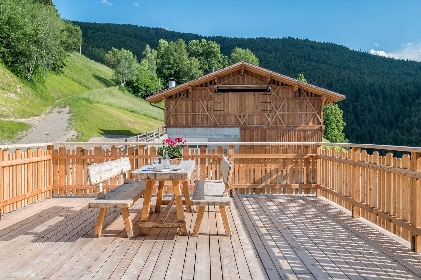 Foto 3 von 26: Ferienwohnung 'Solerhof Terrasse' mit Bergblick, privater Terrasse und WLAN