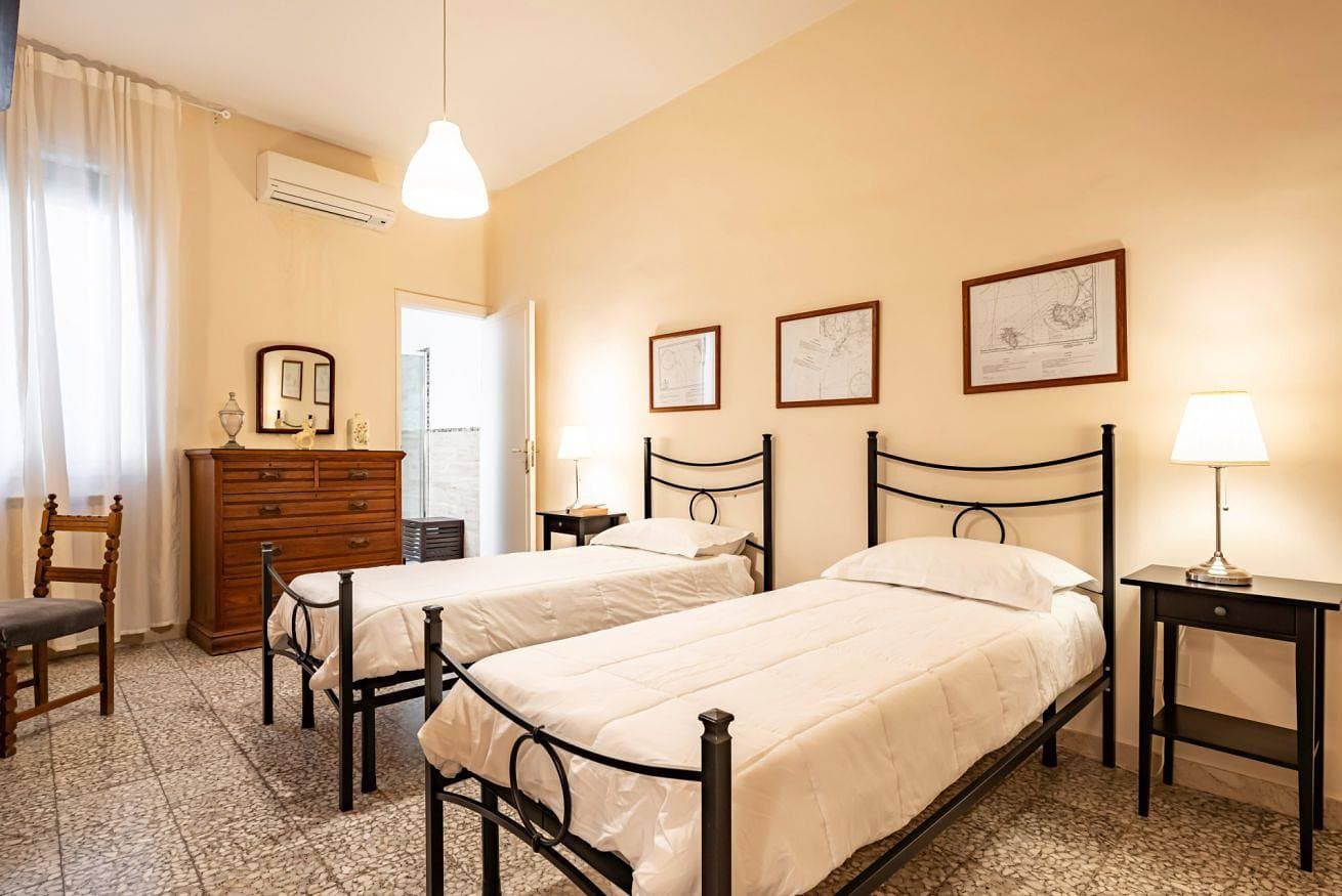 Foto 4 von 26: Ferienwohnung für 2 Personen mit Balkon/Terrasse