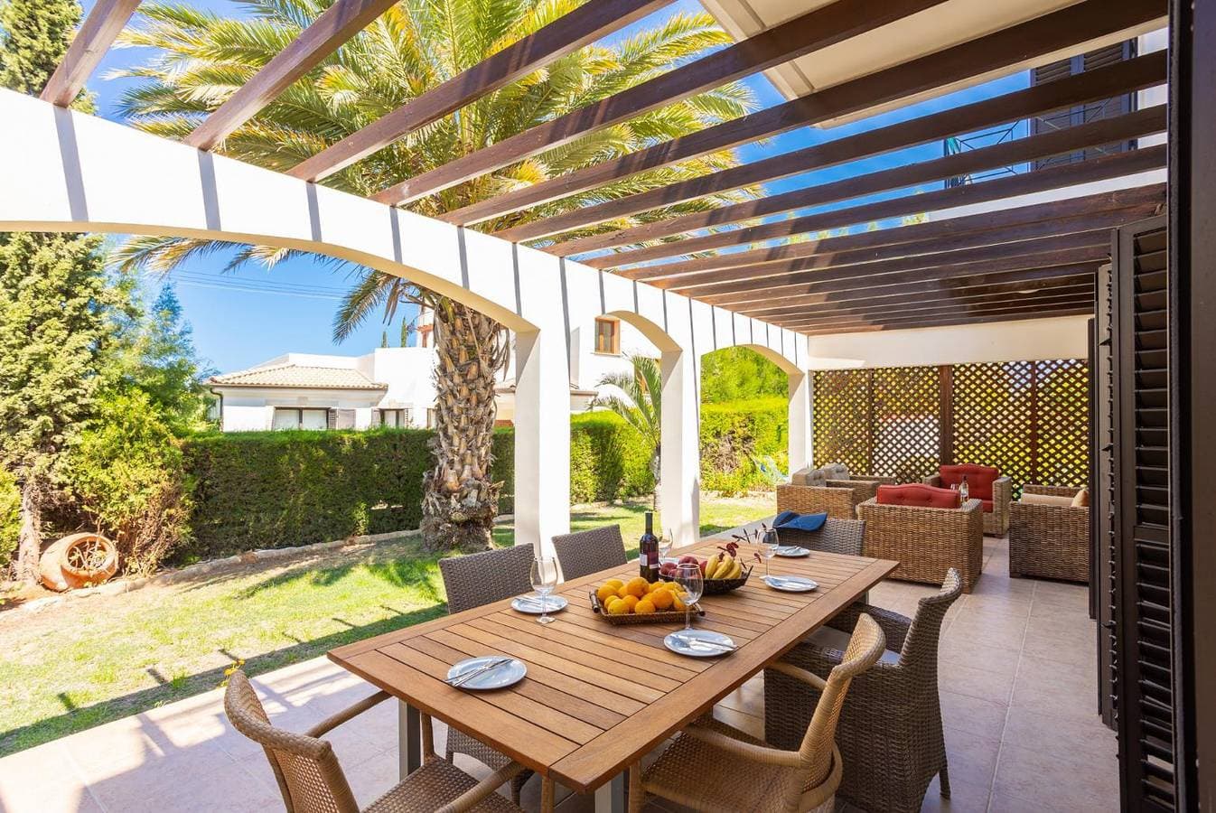Foto 10 von 45: Villa für 8 Personen mit Garten