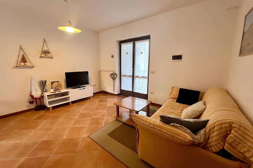Quiet apartment in Monno-Passo del Mortirolo near Ponte di Legno-tonale 1