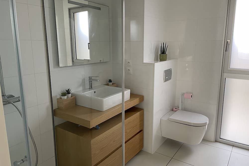 Foto 3 von 26: Wohnungsfüße im Wasser in Solenzara