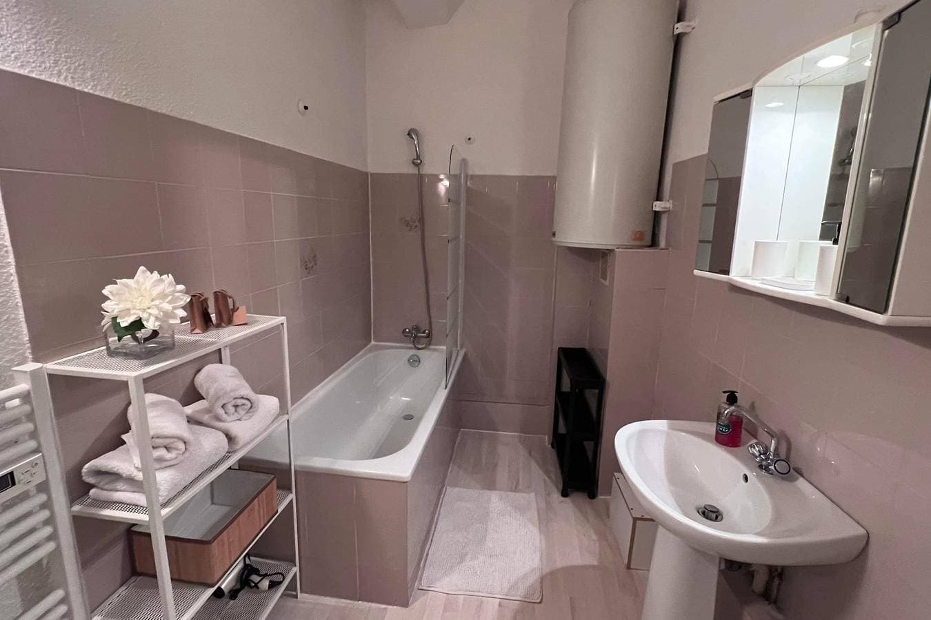 Foto 10 von 18: Ferienwohnung für 4 Personen mit Balkon