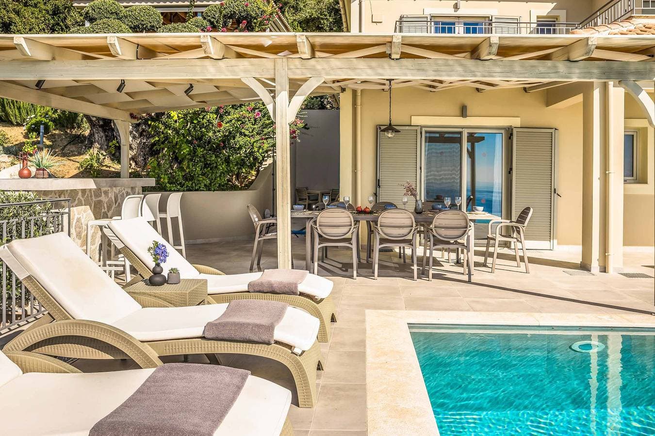 Foto 6 von 44: Villa für 8 Personen mit Terrasse
