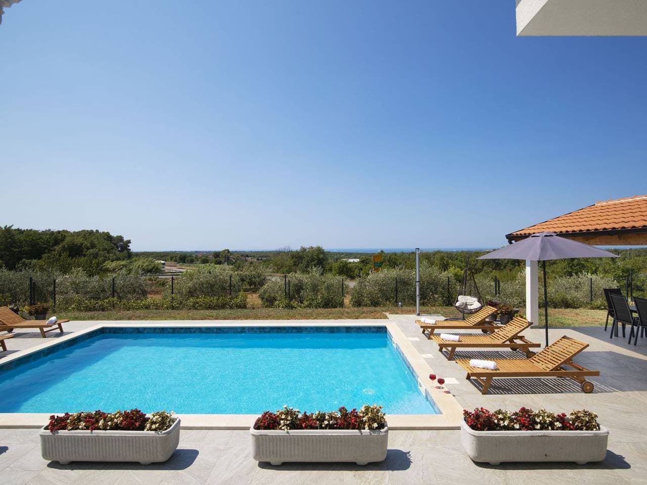 Foto 5 von 50: Villa Euphoria mit Pool, Sauna und Whirlpool