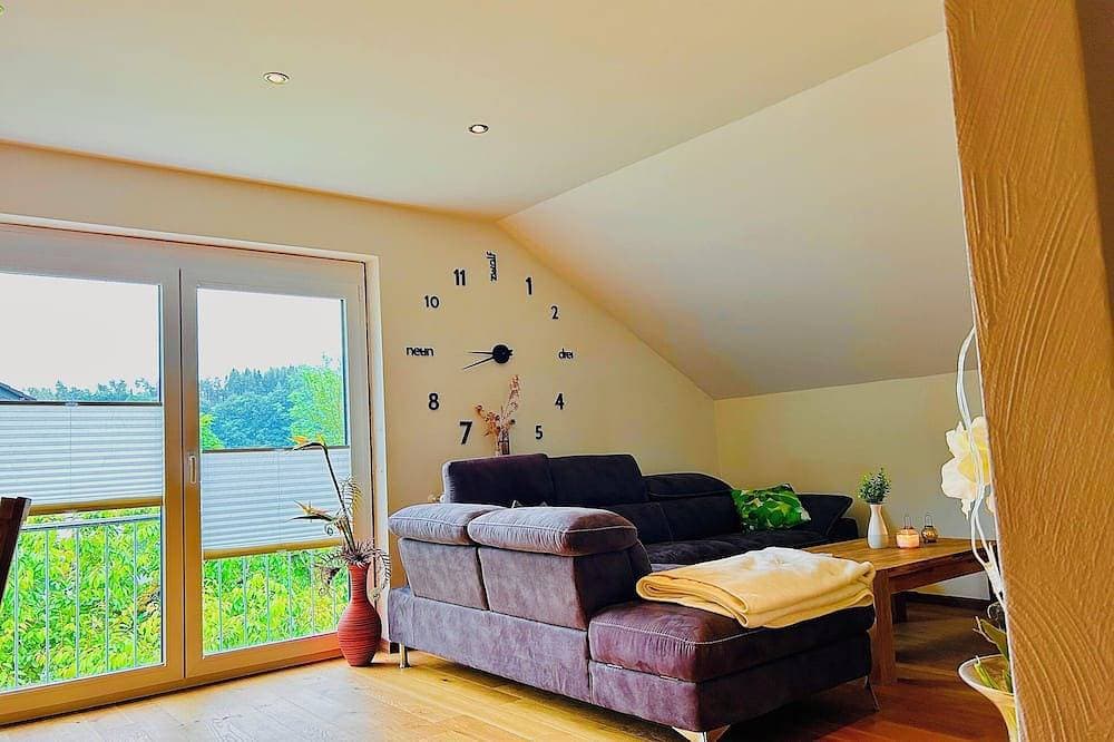 Foto 6 von 19: Fewo \"Bei Freunden\"  Gemütliche Ferienwohnung am Waldrand  Kinderfreundlich