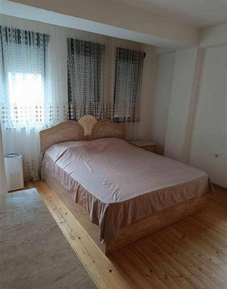 Foto 7 von 20: Two-Bedroom Apartment