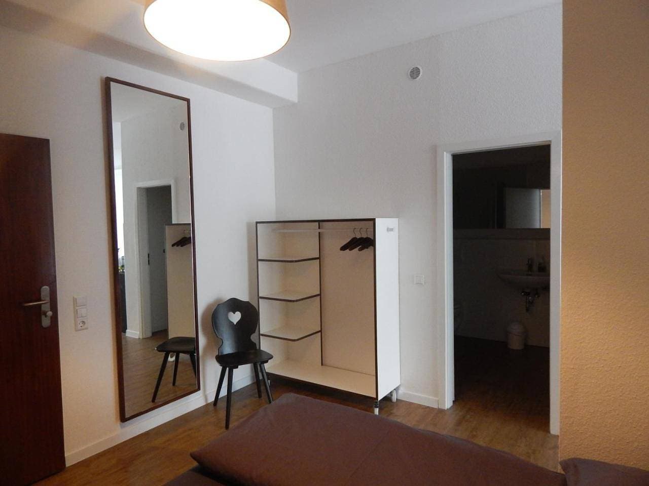 Foto 7 von 29: One-Bedroom Apartment