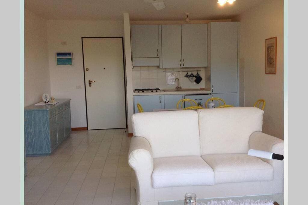 Foto 6 von 12: Two-Bedroom Apartment