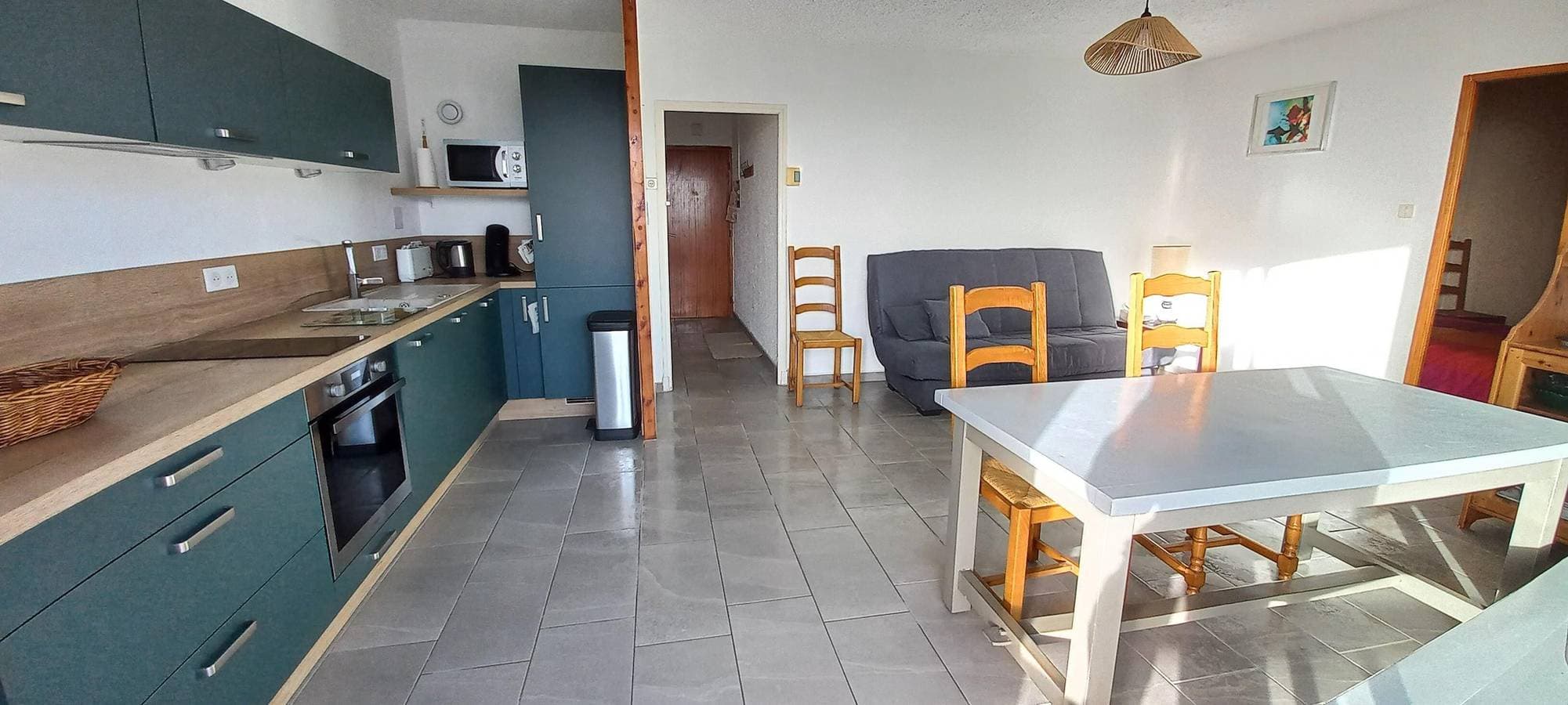 Foto 4 von 16: „Aux Aurores“ – Charmante Wohnung mit Balkon und Bergblick