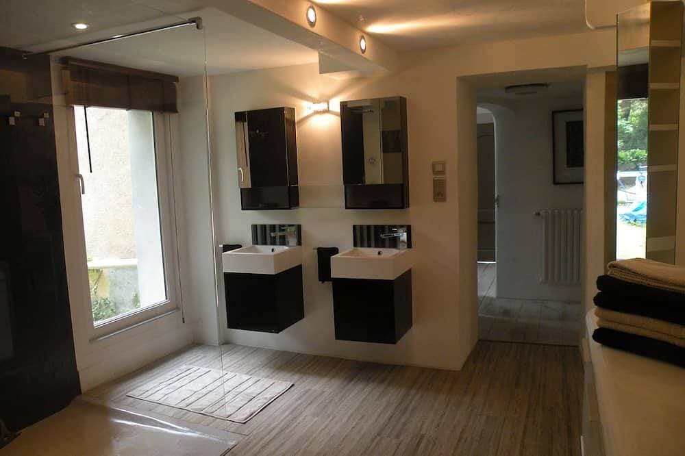 Foto 4 von 29: Komfortable, ruhige, geräumige Wohnung, üppiger Garten, schönes Hinterland