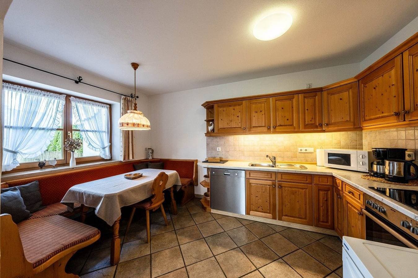 Foto 6 von 16: Haus Lara – Fewo 1 mit Terrasse, WLAN und 4-Sterne Komfort in Wallgau