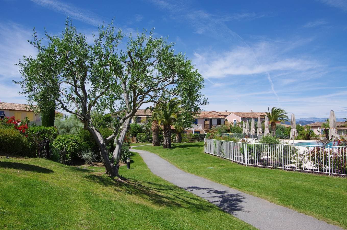 Foto 8 von 32: Villa 'Domaine Du Golf De Roquebrune' mit Meerblick, WLAN und Klimaanlage
