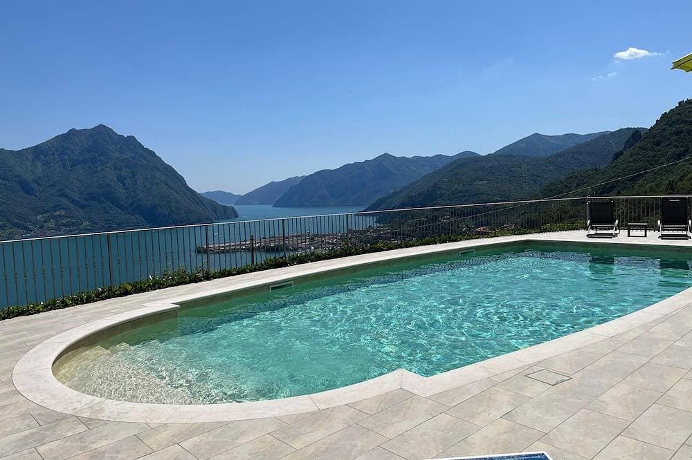Relax and recharge in this oasis of quiet and elegance. 1