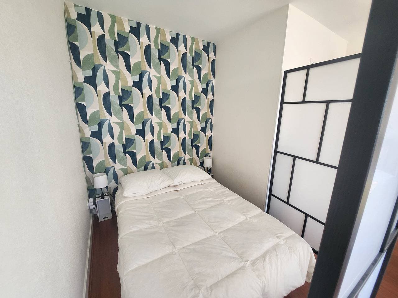 Foto 6 von 11: Großes 40m² Studio mit Meer- und Hafenblick, privater Parkplatz