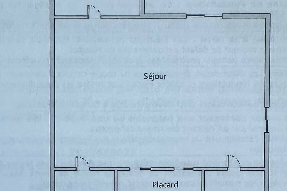Foto 10 von 12: T1 33m very bright, elevator, balcony, private parking, close to shops