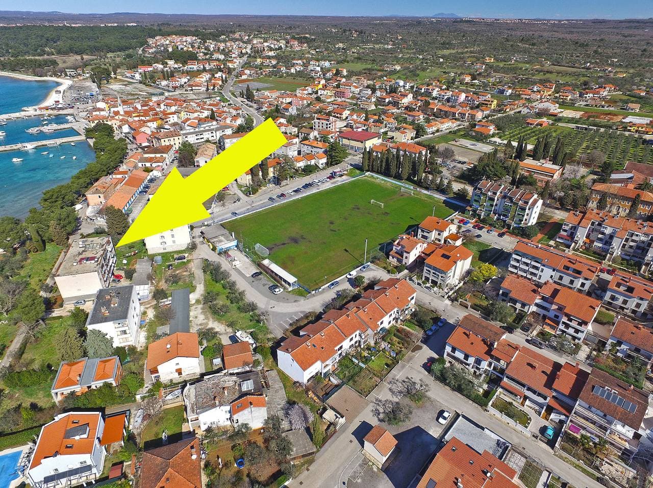 Foto 2 von 23: Ferienwohnung für 4 Personen mit Terrasse