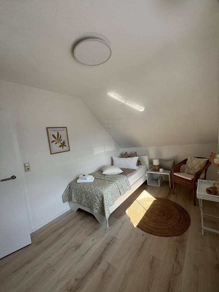 Foto 9 von 16: Two-Bedroom Apartment with Balcony