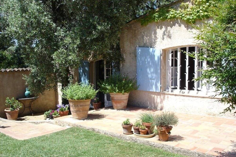 Foto 9 von 23: Landhaus in Weingärten nahe St Tropez. Verfügbarkeit im schönen Juni 2009!