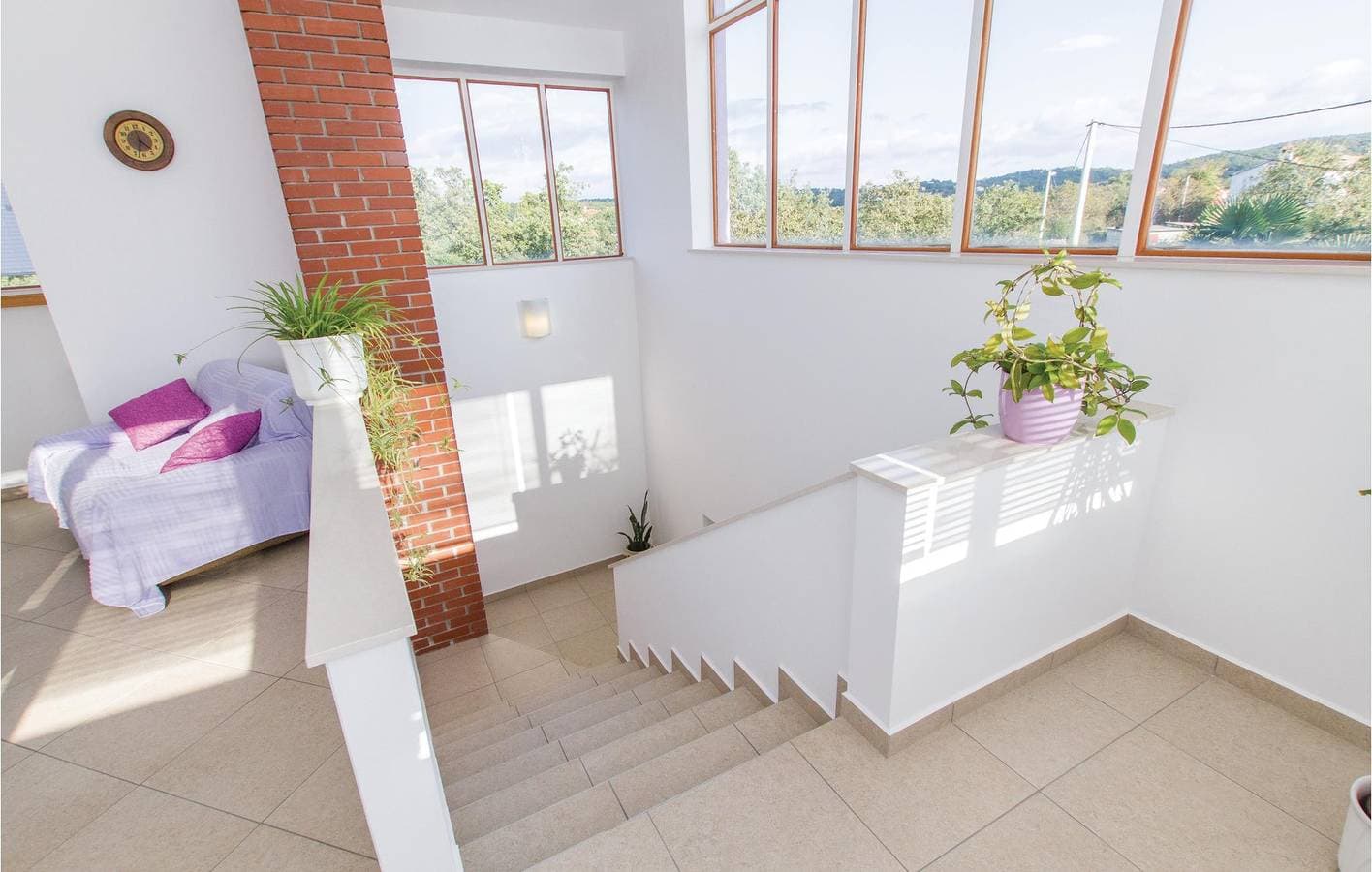 Foto 10 von 29: Reizende 1-Zimmer-Wohnung mit Terrasse, WLAN und Parkplatz in der Nähe des Flusses und des Stadtzentrums