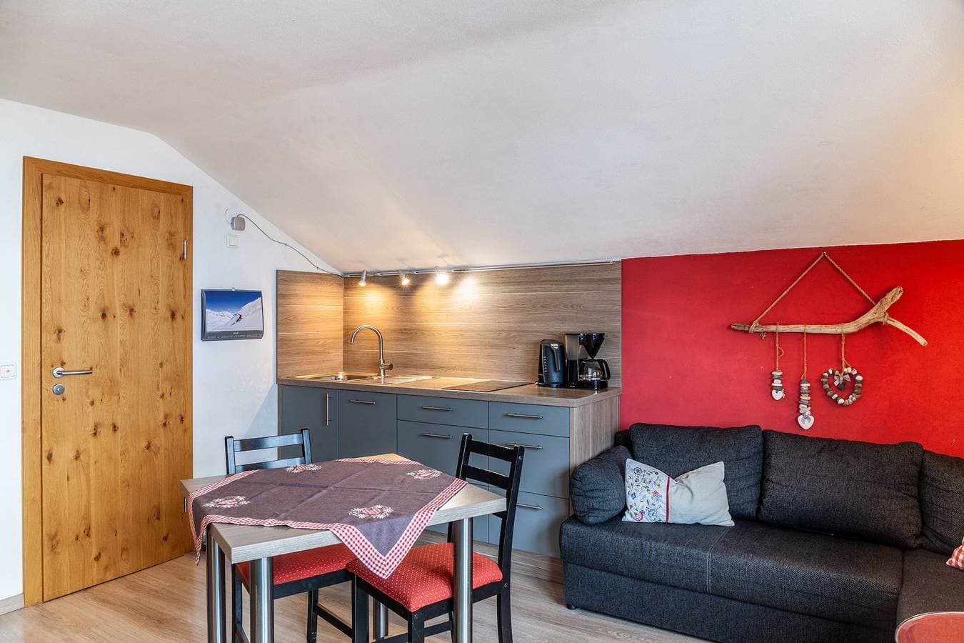 Foto 5 von 22: Ferienwohnung 'Barbara Jais' mit Bergblick, Balkon und WLAN