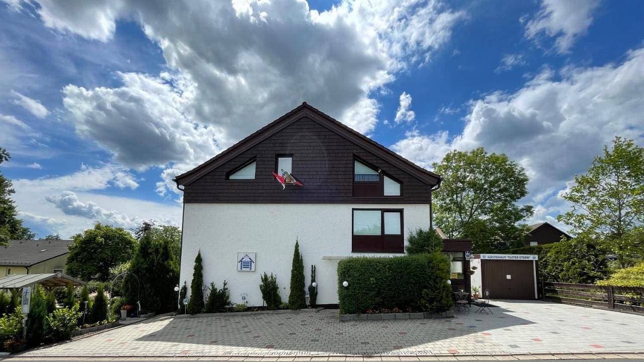 Foto 3 von 18: Double Apartment with Covered Balcony