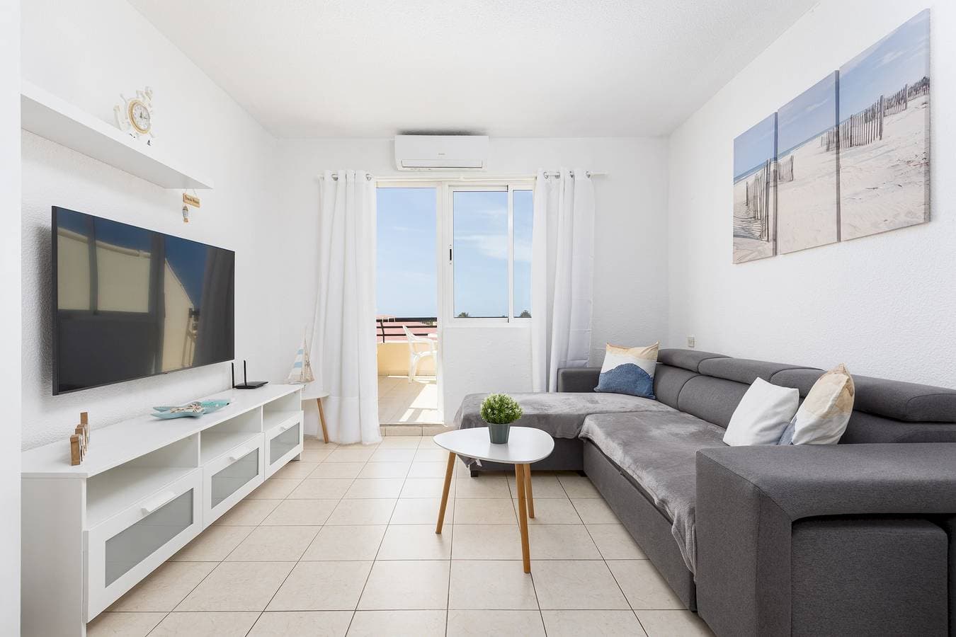 Foto 4 von 28: Ferienwohnung für 3 Personen mit Terrasse