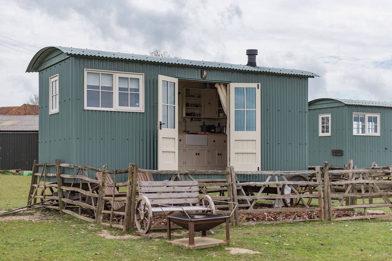 Foto 6 von 39: Hütte für 2 Personen mit Garten