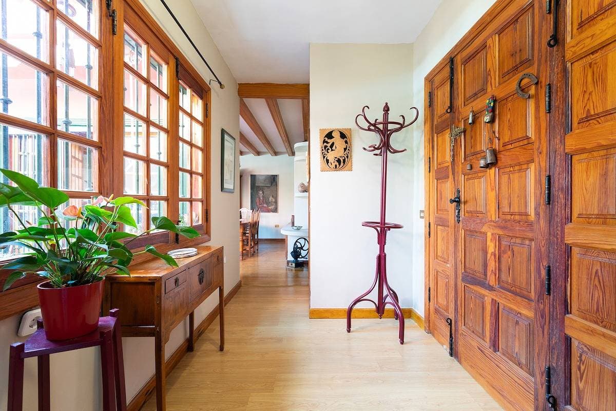 Foto 8 von 54: Villa für 10 Personen mit Garten