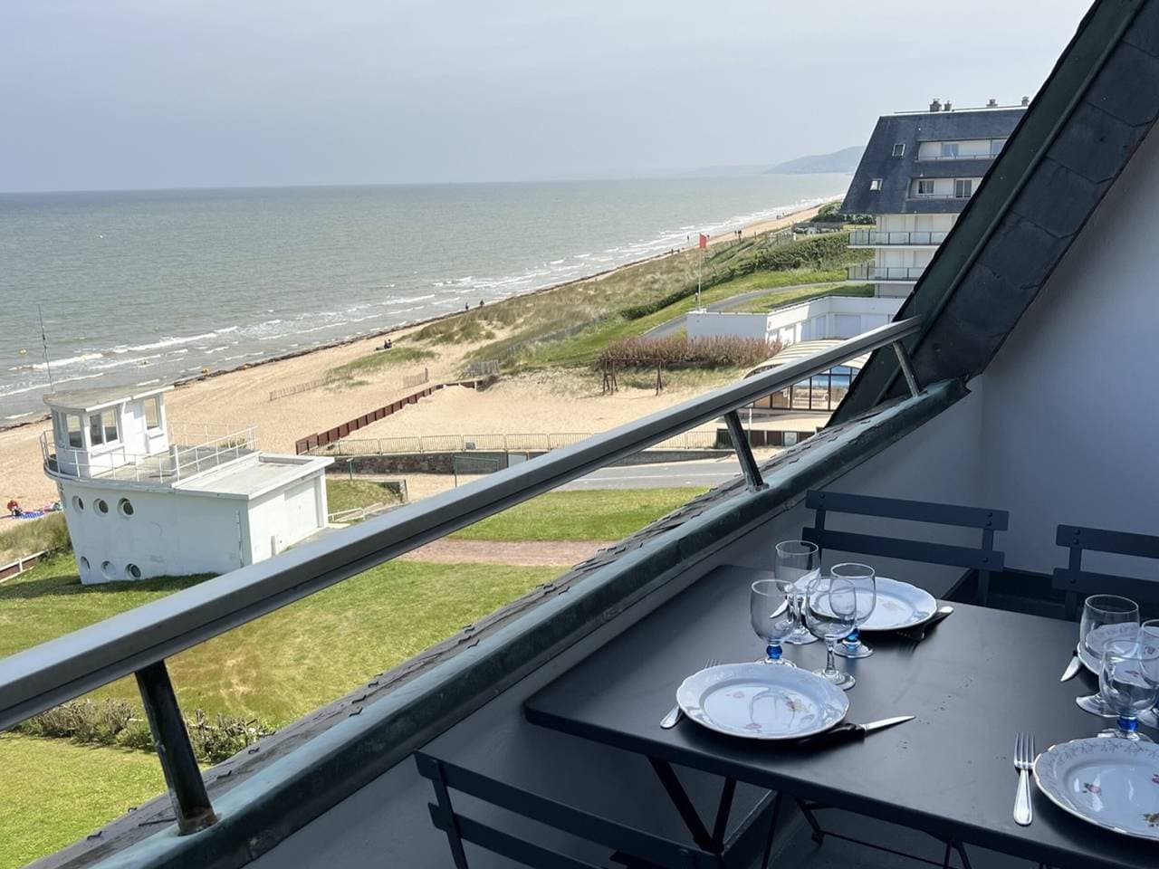 Foto 13 von 16: Studio mit Kabine und Parkplatz nahe am Strand