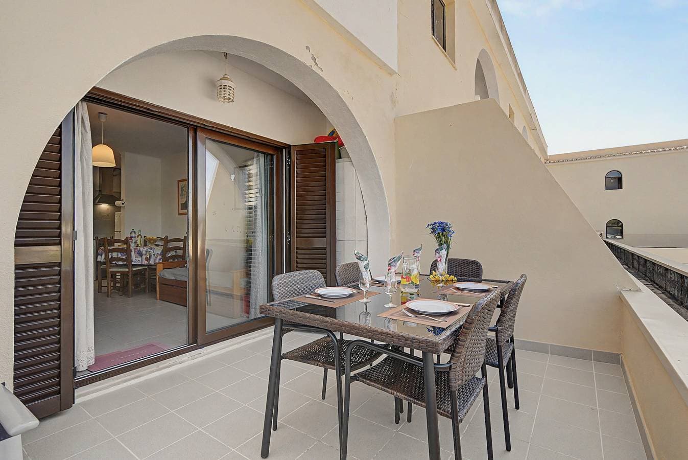 Foto 3 von 27: Ferienwohnung 'T1 na Praia de Centeanes' direkt am Strand, Carvoeiro