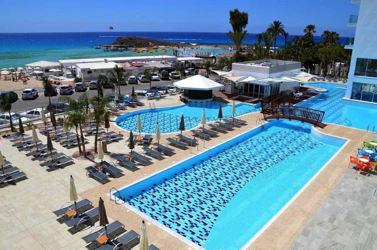 Vassos Nissi Plage Hotel & Spa 1