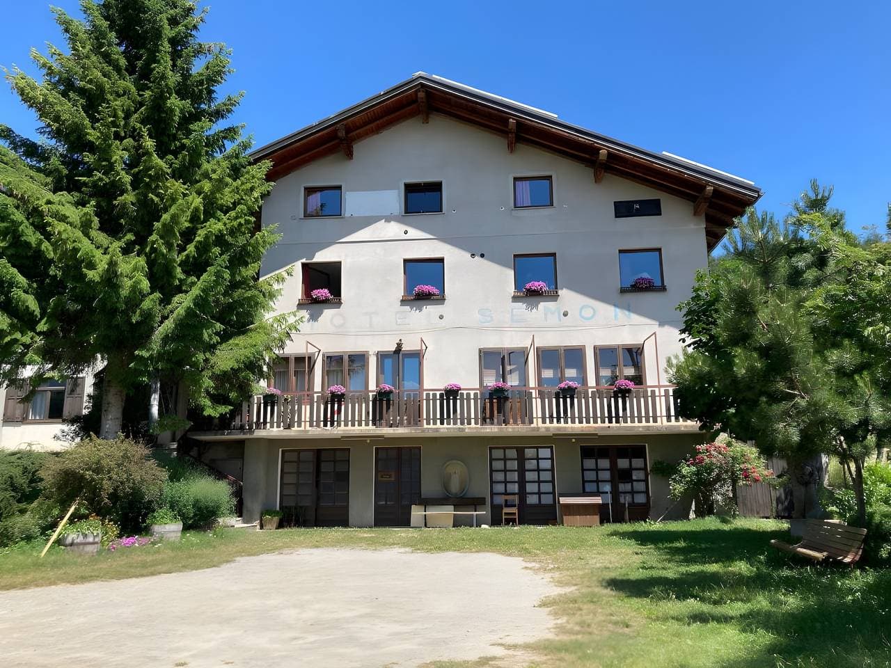 Foto 9 von 66: Apartment 'Becca D'Aver' mit Bergblick, Gemeinschaftsgarten und WLAN