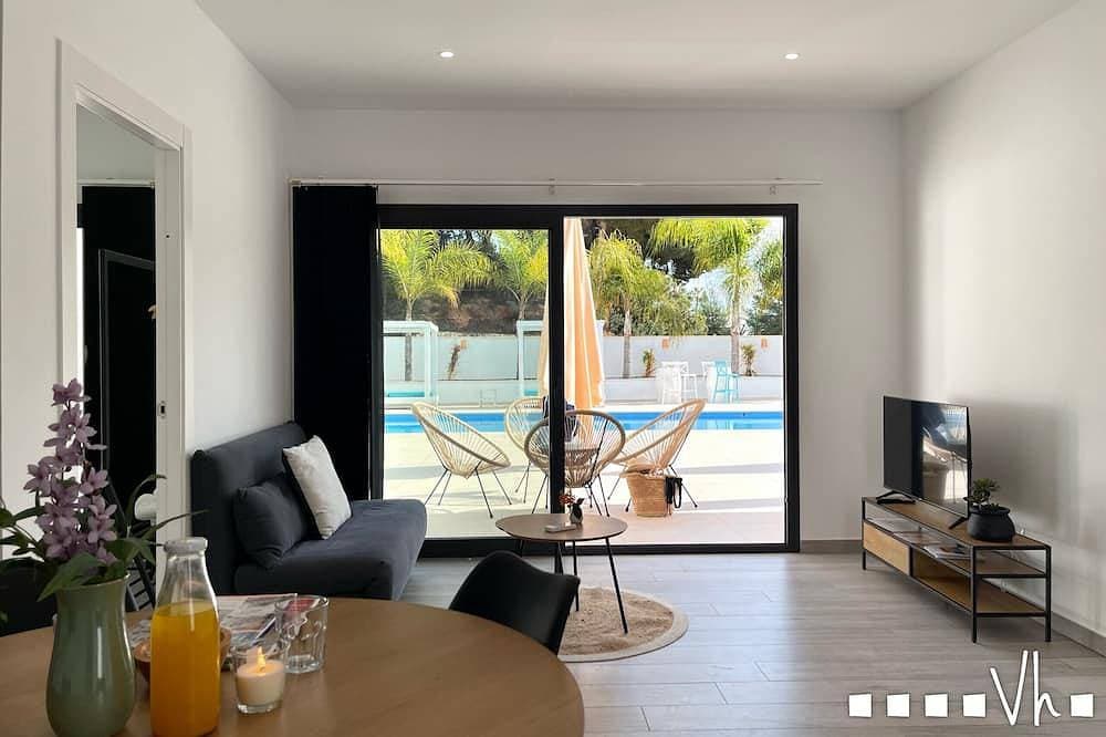 Marta Beach 1 – Apartament direkt am Meer in Benissa 1