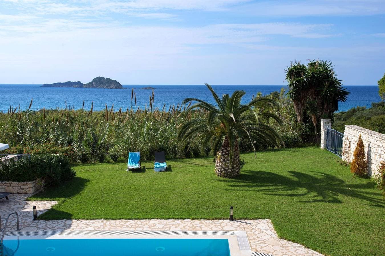 Foto 4 von 41: Luxury Corfu Villa | 3 Bedroom Villa Panorama| Sea View | Private Pool | Arillas