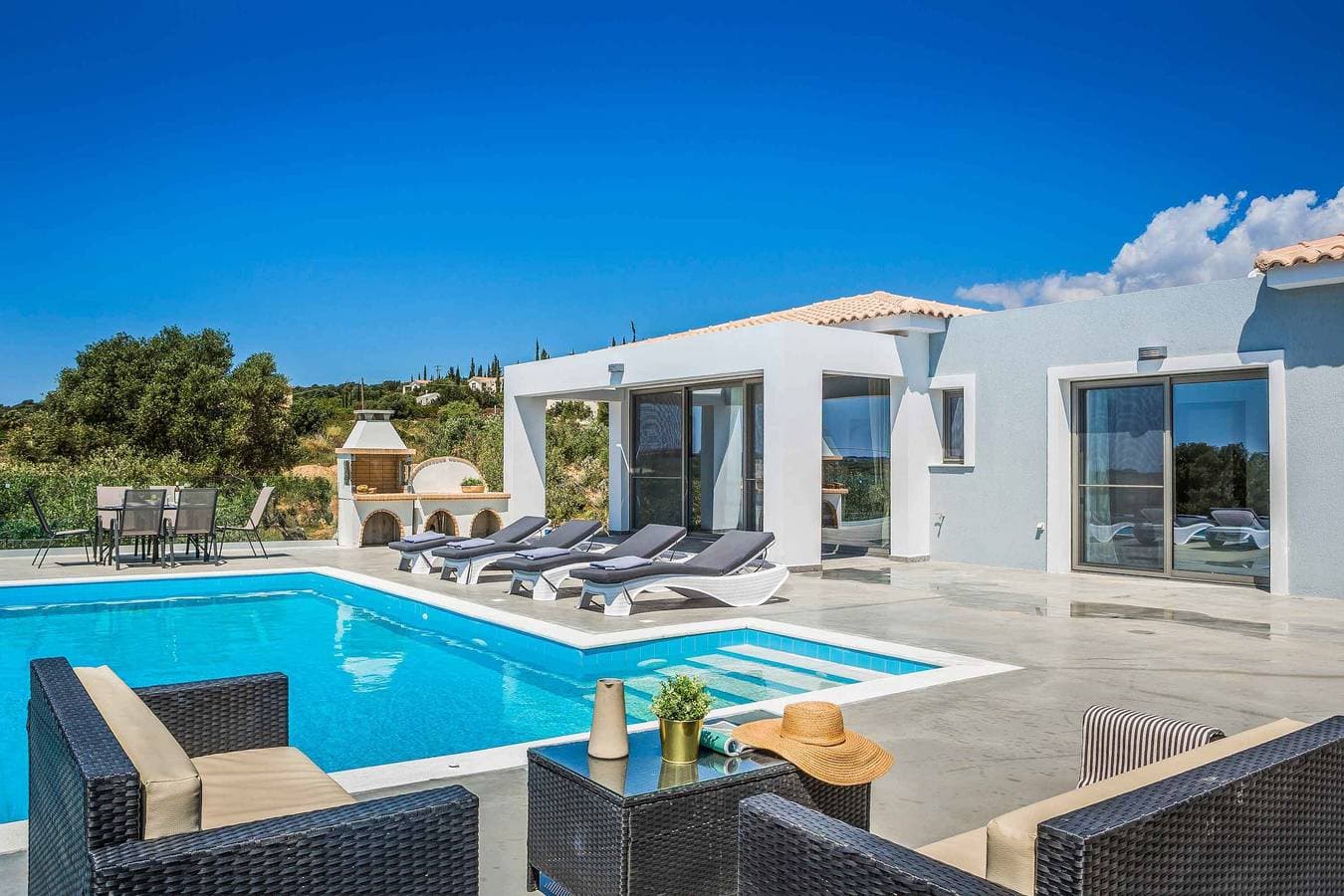 Villa 1