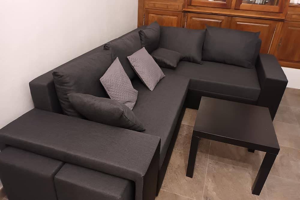 Foto 6 von 9: 50 m2 apartment in villa