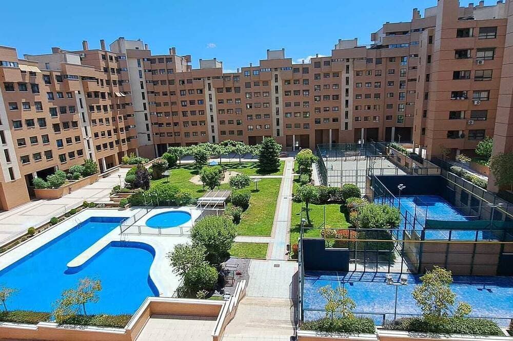 Residencial in Madrid. Short-term rental/ Non-tourist 1