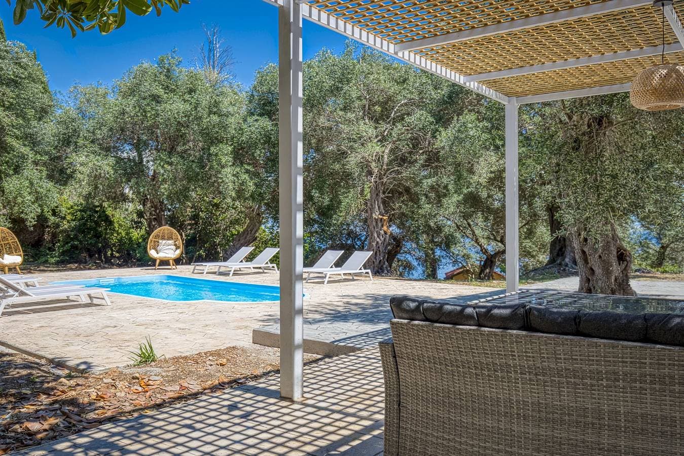 Foto 11 von 62: Villa für 8 Personen mit Garten