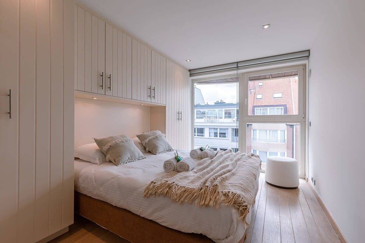 Foto 3 von 32: Bright 3Br retreat w/ kitchen & balcony