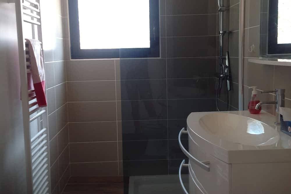 Foto 3 von 10: Duplex von 40 m2 in der Nähe eines Flusses